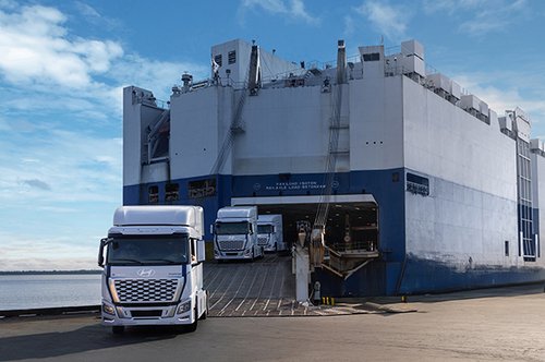 Hyundai XCIENT fuel cell trucks ready to work in clean logistics for Hyundai Motor Group Metaplant America